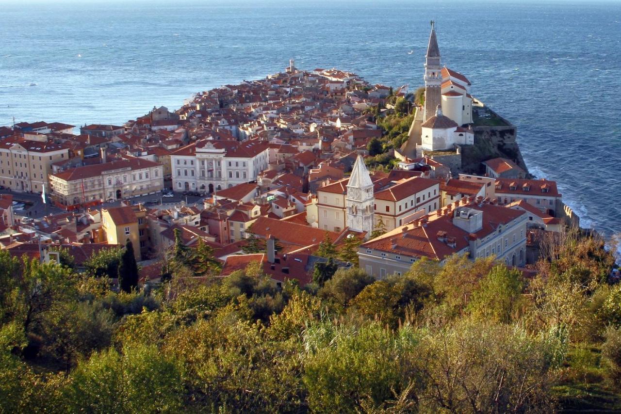 Bozena Studio Kneb Portoroz Exterior foto